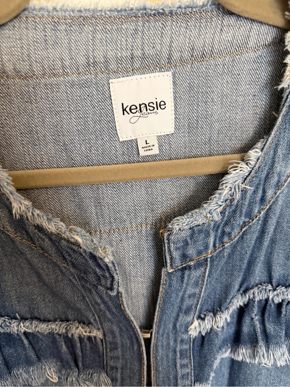 Kensie Jean Frayed Ruffle Denim Jacket Boho Western Layering Piece Size L - Picture 6 of 9